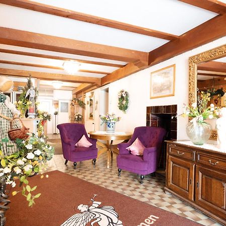 Hotel Garni "Zum Engel" Oberguenzburg Εξωτερικό φωτογραφία