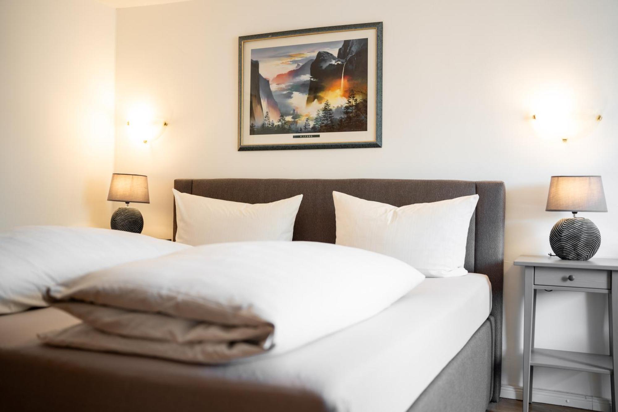 Hotel Garni "Zum Engel" Oberguenzburg Εξωτερικό φωτογραφία