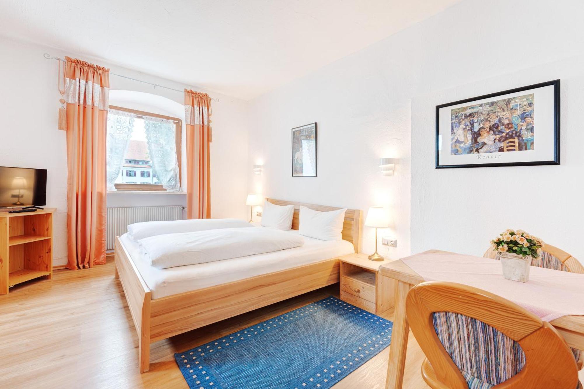 Hotel Garni "Zum Engel" Oberguenzburg Εξωτερικό φωτογραφία
