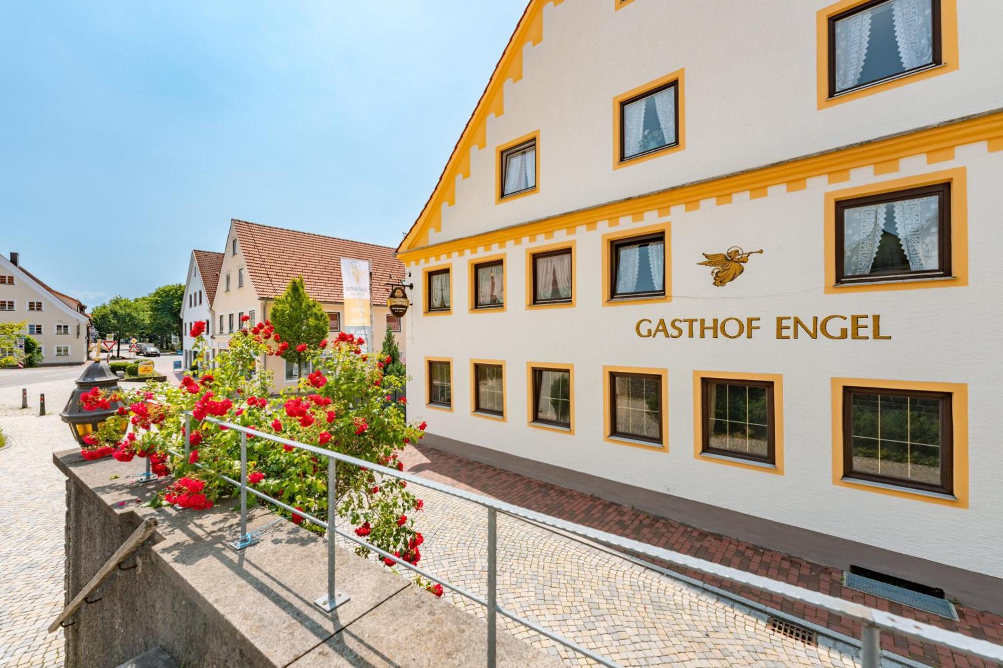 Hotel Garni "Zum Engel" Oberguenzburg Εξωτερικό φωτογραφία