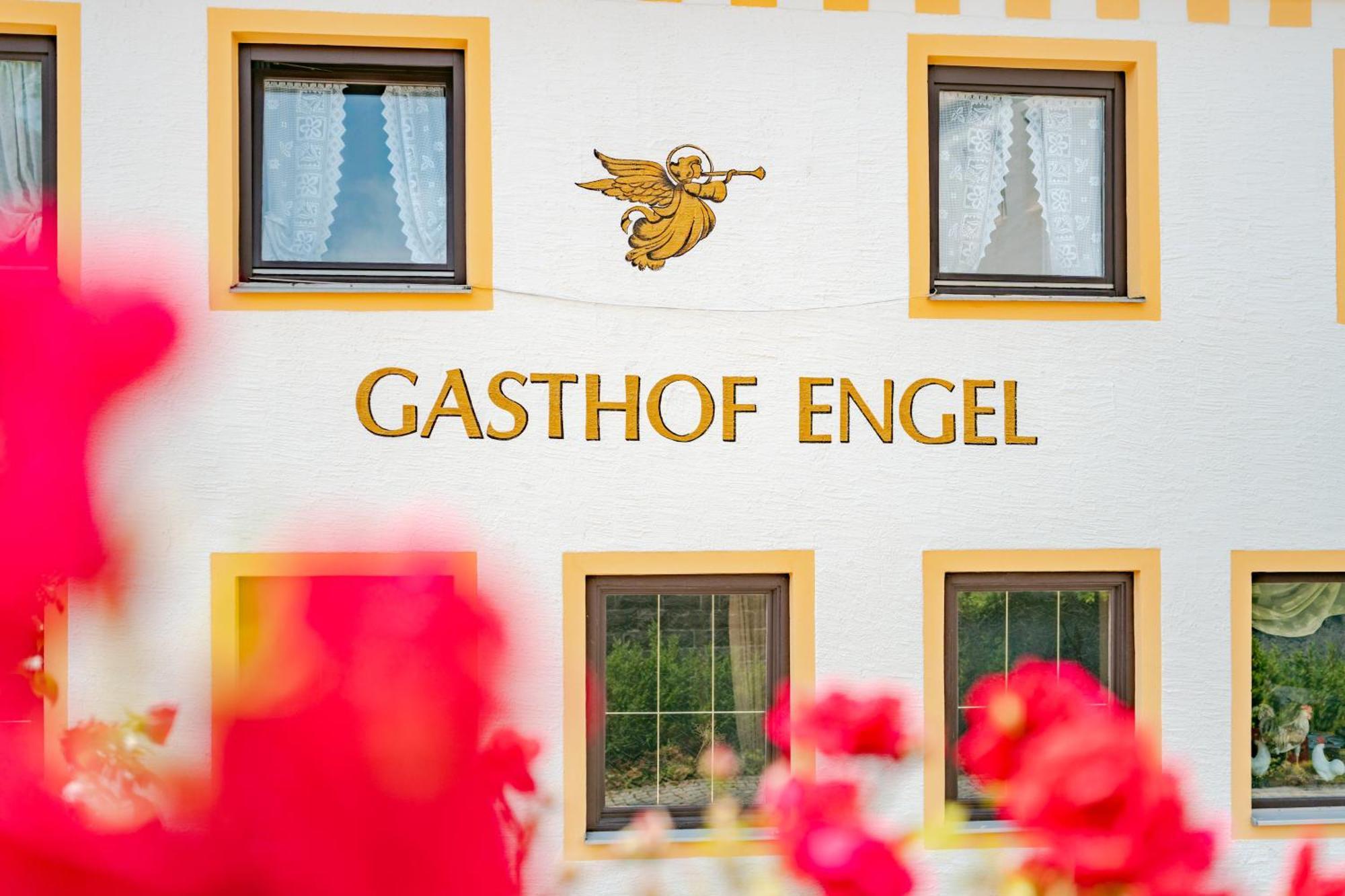 Hotel Garni "Zum Engel" Oberguenzburg Εξωτερικό φωτογραφία