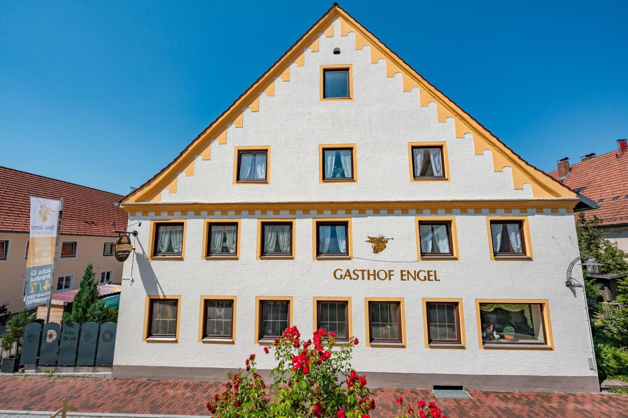 Hotel Garni "Zum Engel" Oberguenzburg Εξωτερικό φωτογραφία